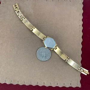 Women\'s Gruen II Watch with Crystal Accents Gold Tone link Bracelet Gruen | Accessories | Womens Gruen Ii Watch With Crystal  main image 4